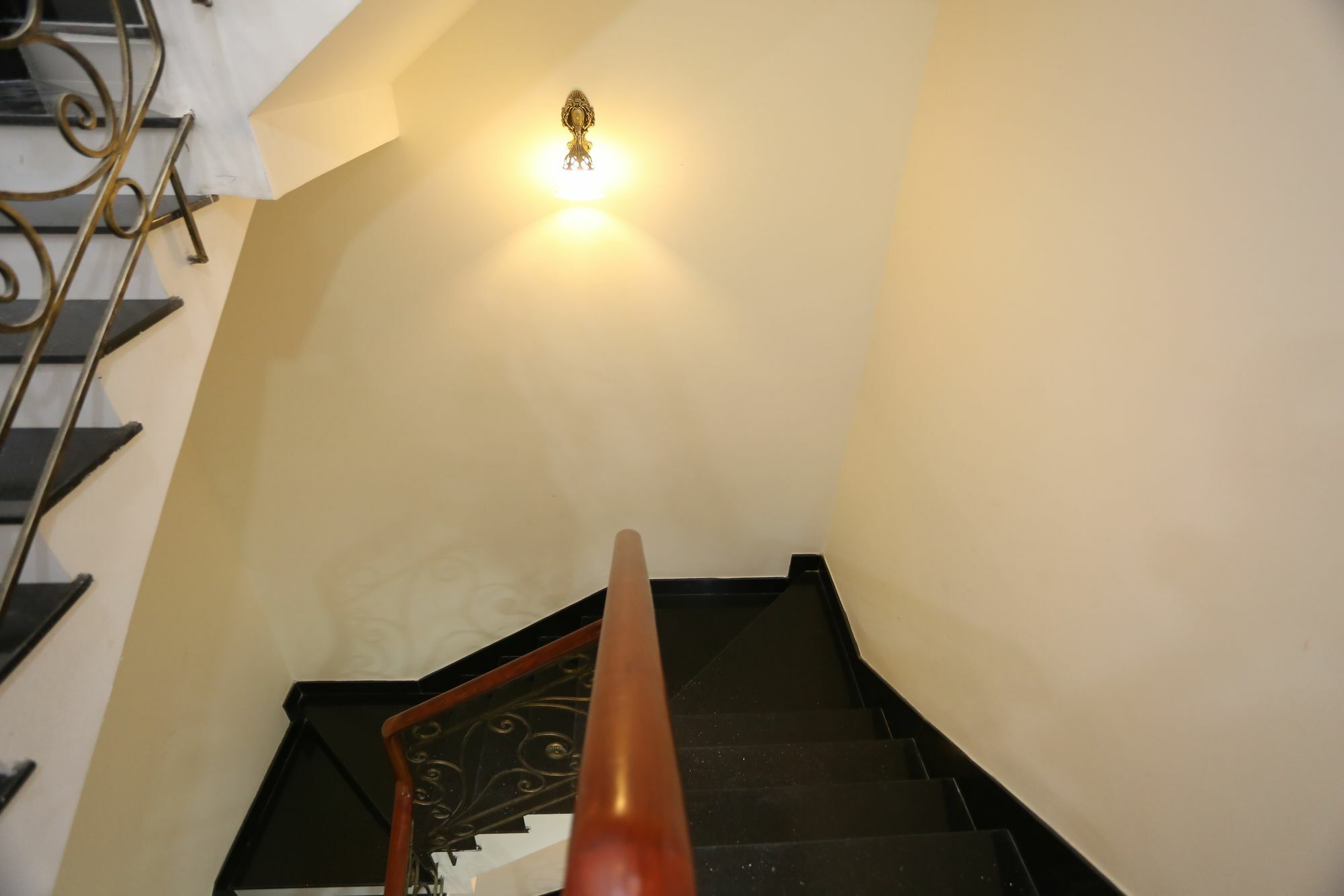 Khang An Hotel Ho Chi Minh City Exterior photo